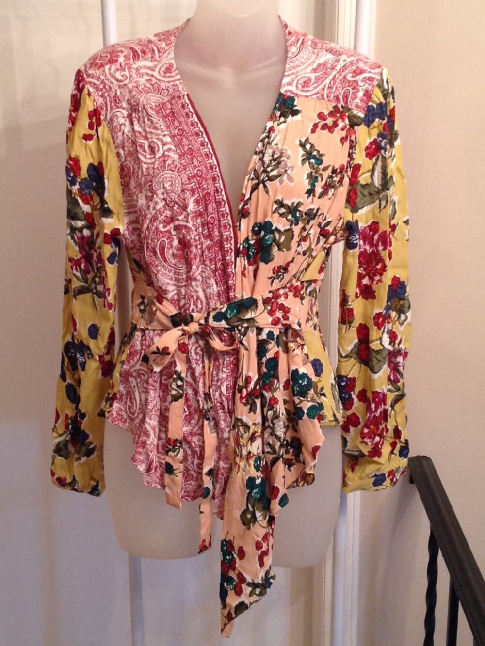 Anthropologie Meadow Rue Wrap Tie Blouse Paisley Patchwork Floral Fruit 16